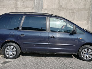 Ford Galaxy foto 7