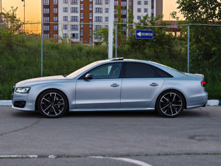 Audi S8 foto 12