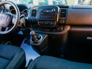 Opel Vivaro foto 10