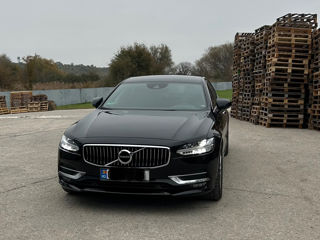 Volvo S90 foto 2