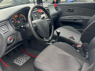 KIA Rio foto 6