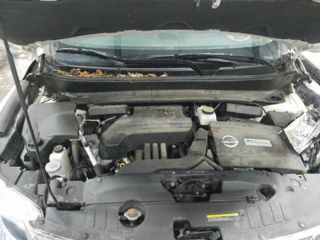 Nissan Pathfinder foto 8