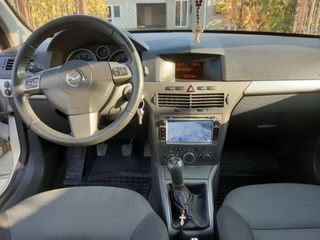 Opel Astra foto 8