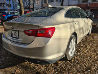 Chevrolet Malibu foto 3