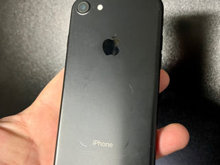 Apple iPhone 7