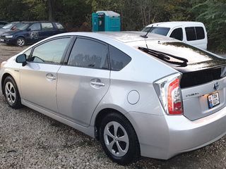 Chirie auto. Прокат авто . Toyota Prius foto 3