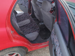 Nissan Micra foto 3