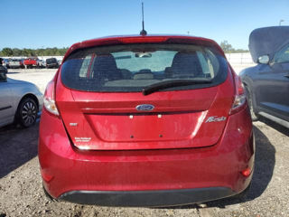 Ford Fiesta foto 5