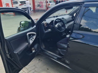 Toyota Rav 4 foto 2