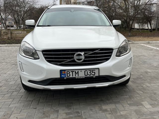 Volvo XC60 foto 2