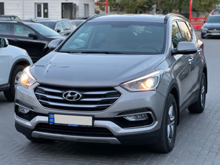 Hyundai Santa FE foto 1