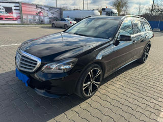 Mercedes E-Class foto 4