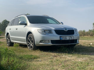 Skoda Superb foto 3