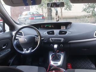 Renault Grand Scenic foto 3