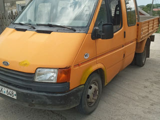 Ford Transit foto 1