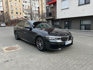 BMW 5 Series foto 8