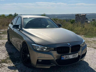 BMW 3 Series foto 1