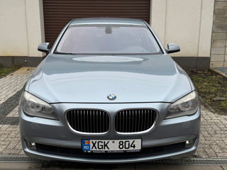 BMW 7 Series foto 2