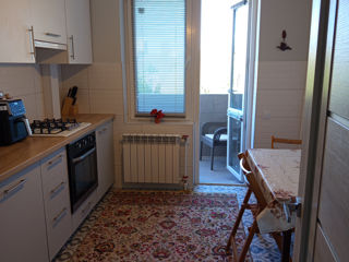 3-комн. кв., 685 м², 8/9 эт.