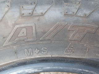 Toyo 215/65 r17 22год foto 5