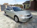 Toyota Camry foto 1