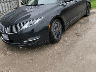 Lincoln MKZ foto 2