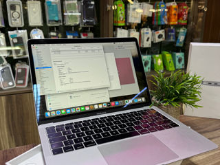 MacBook Air 13 / 2019 / i5 / Full set foto 5