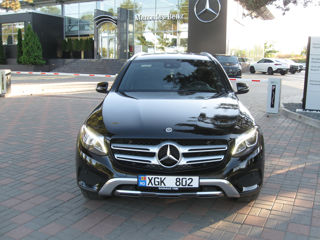 Mercedes GLC foto 1