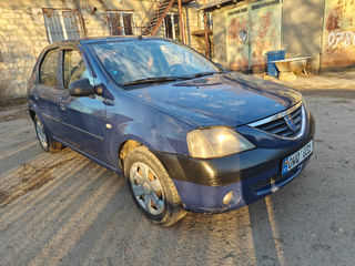 Dacia Logan foto 2