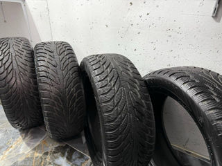 Anvelope de iarnă 215/50 R17 foto 2