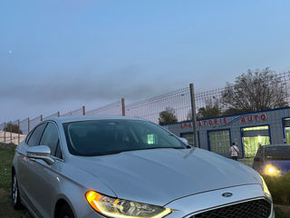 Ford Fusion foto 3