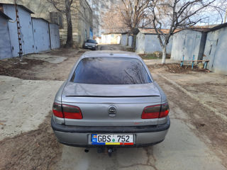 Opel Omega foto 6