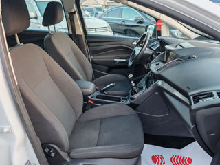 Ford C-Max foto 10