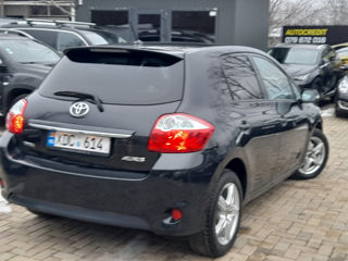 Toyota Auris foto 11