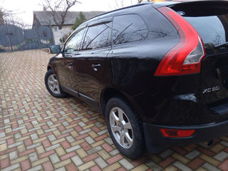 Volvo XC60 foto 3