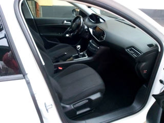 Peugeot 308 foto 6