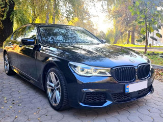 BMW 7 Series foto 3