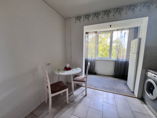 Apartament cu 1 cameră, 33 m², Centru, Chișinău foto 3