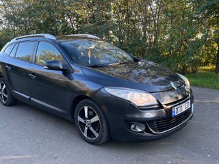 Renault Megane foto 2