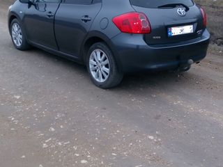 Toyota Auris foto 2