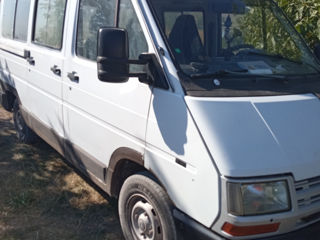 Renault Trafic foto 1