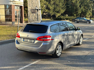 Peugeot 308 foto 3