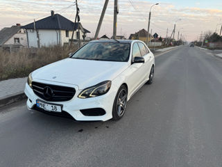 Mercedes E-Class foto 2