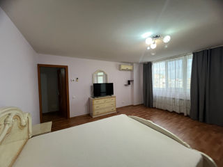 Apartament cu 2 camere, 82 m², Ciocana, Chișinău foto 3