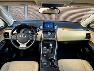 Lexus NX Series foto 5