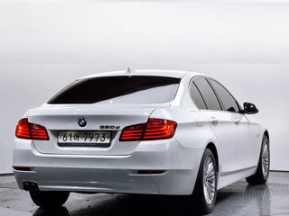 BMW 5 Series foto 2