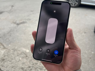 Vînd urgent iPhone 14 Pro Max foto 2