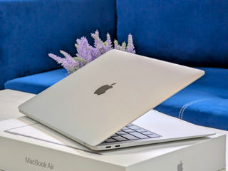 MacBook Air Retina 2020 (Core i5 1030NG7/8Gb Ram/256Gb SSD/308Cycles/13.3" Retina) foto 10