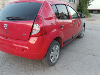 Dacia Sandero foto 3