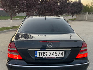 Mercedes E-Class foto 5